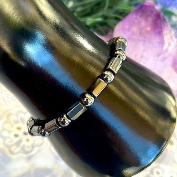 Vintage Hematite “Dot & Dash” Magnet Bracelet - Picture 1 of 5
